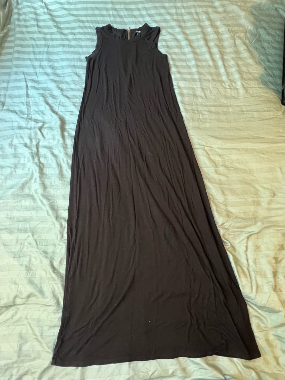 Premise Black Sleeveless Maxi Dress